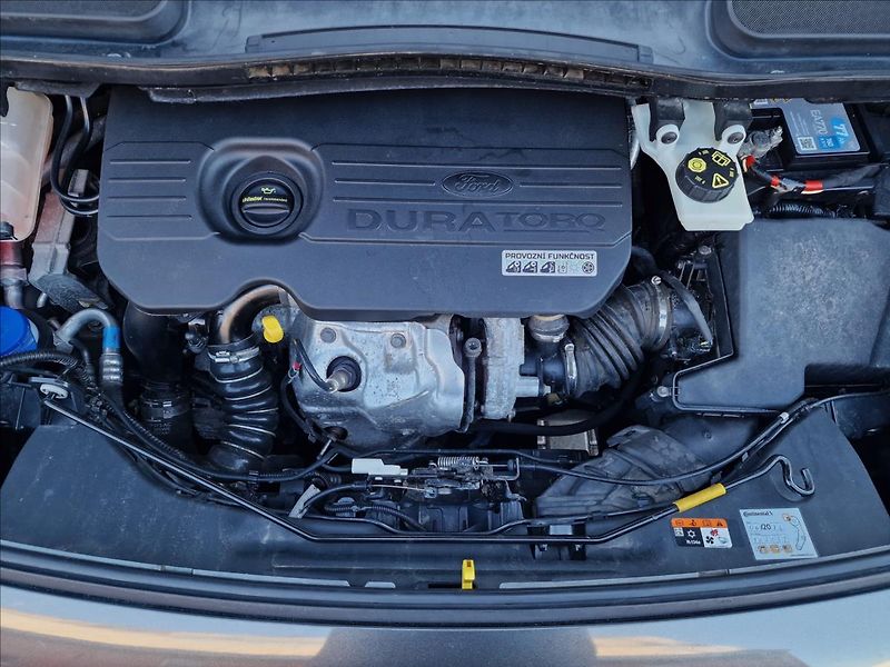Ford Tourneo Connect 1.5TDCi 88kW L2, Titanium, ČR - fotka 43 z 50
