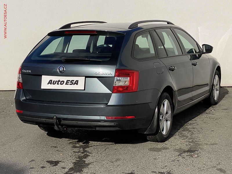 Škoda Octavia (2018) 1.4 TSi, Style, TZ, +kola - fotka 4 z 18