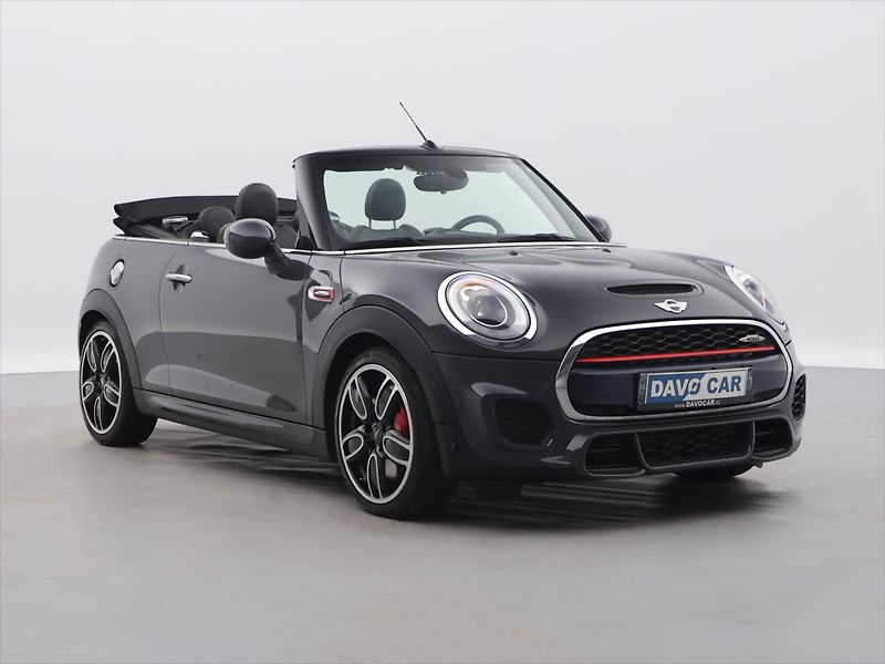 Mini Cooper 2,0 i JCW 170kW Cabrio Manual - fotka 9 z 39