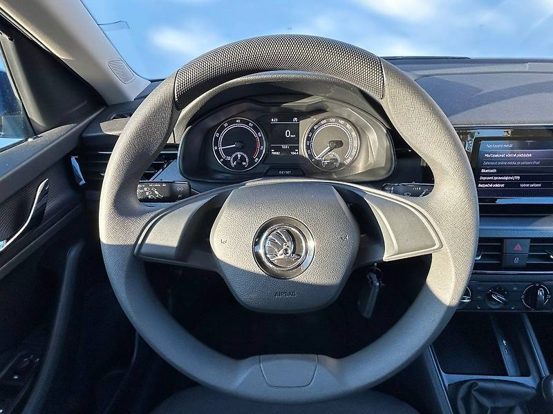 Škoda Kamiq (2022) 1.0 TSI 70 kW LED manuál - fotka 8 z 33