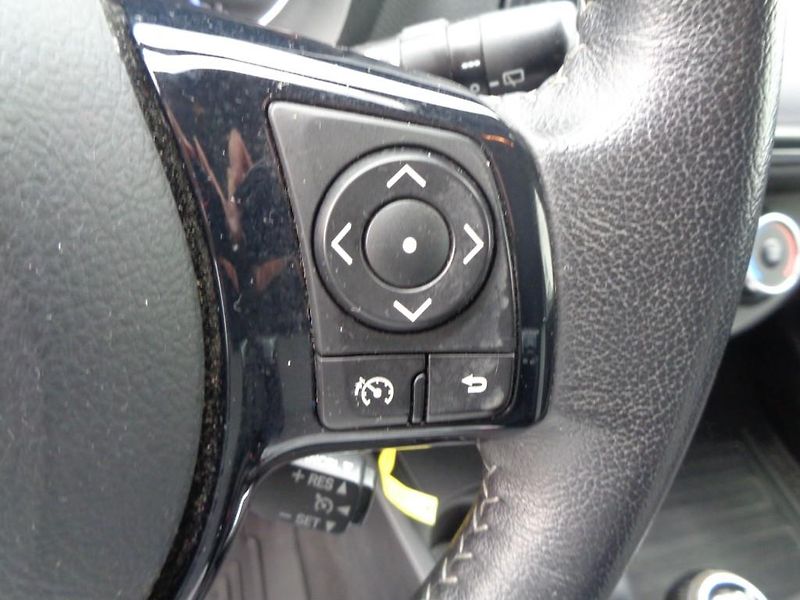 Toyota Yaris 1.5 VVT- i  82 kW - fotka 14 z 26