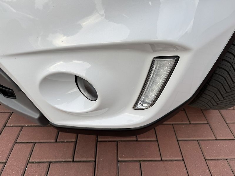 Suzuki Vitara (2017) 1.6iVVT Navi Digi Klima Kamera - fotka 37 z 50