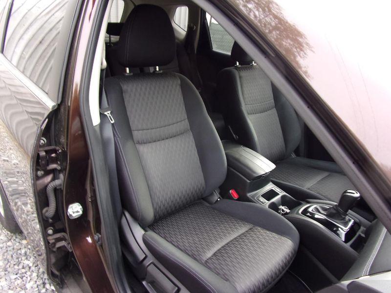 Nissan X-Trail (2020) 1.3DIG-T 117kW DCT CONECTA CZ - fotka 26 z 28
