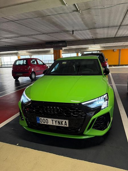 Audi RS 3 (2025) Keramické brzdy , akrapovič  - fotka 8 z 14