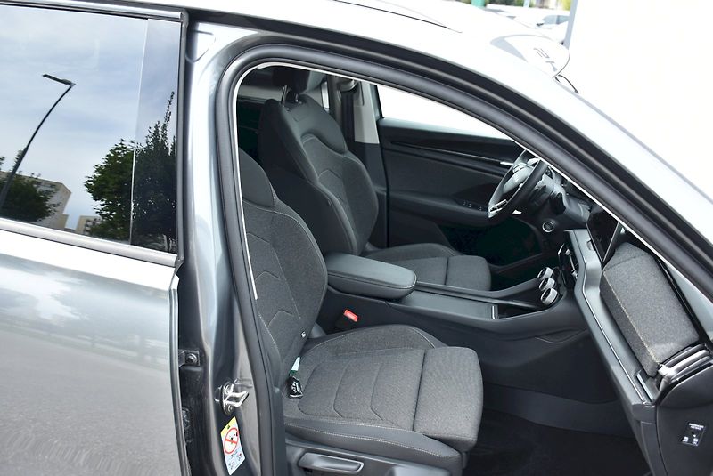 Škoda Kodiaq (2025) iV  PHEV 1.5 TSI 150 kW DSG - fotka 24 z 30