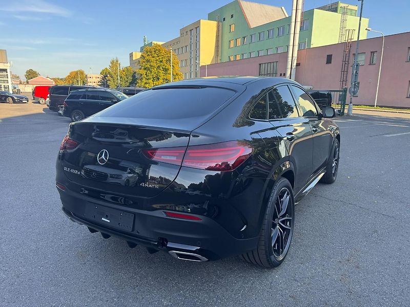 Mercedes-Benz GLE (2026) 450 d 4MATIC kupé - fotka 7 z 25