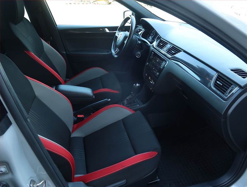 Škoda Rapid (2019) Monte Carlo 1.0 TSI, Automat - fotka 9 z 21