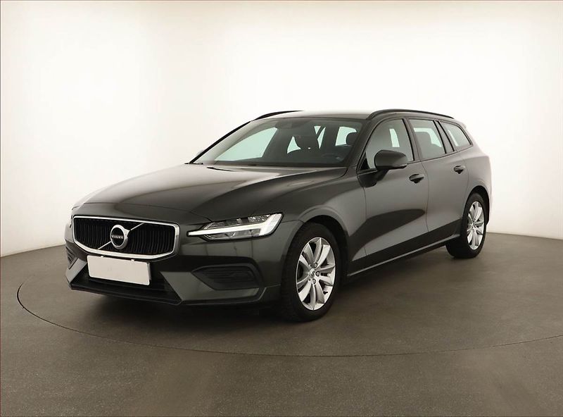 Volvo V60 (2020) D3 2.0, Kůže, Navi, Tempomat - fotka 2 z 16