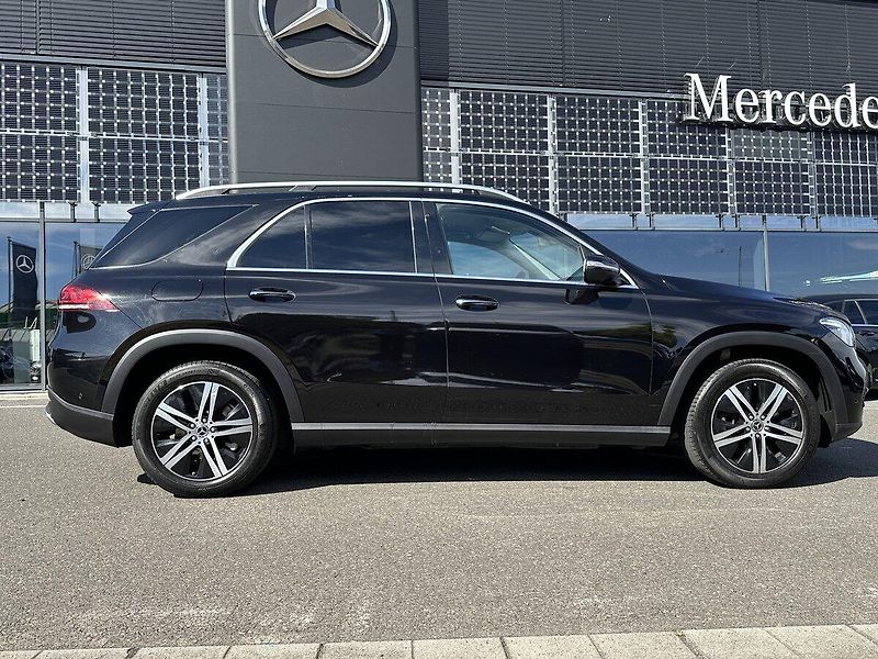 Mercedes-Benz GLE 350 d 4MATIC - fotka 2 z 31