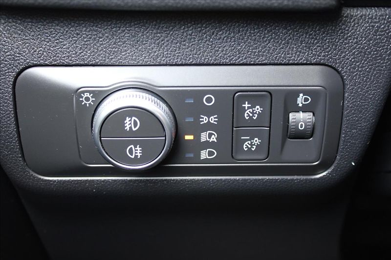 Ford Kuga 1,5 EB  ČR,1.MAJ,TITANIUM,DPH - fotka 12 z 38