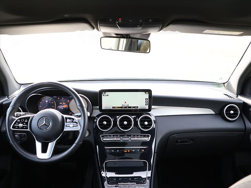 Mercedes-Benz GLC 2,0 300d 180kW 4Matic AMG DPH - fotka 28 z 36