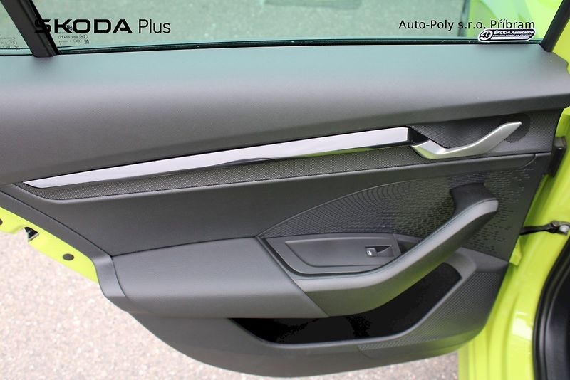 Škoda Octavia (2025) Sportline 1.5TSI / 110kW 7°DSG - fotka 19 z 24