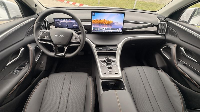 BYD Sealion 5 DM-i  (2026) Comfort  - fotka 6 z 10