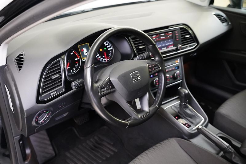 Seat Leon - fotka 11 z 23