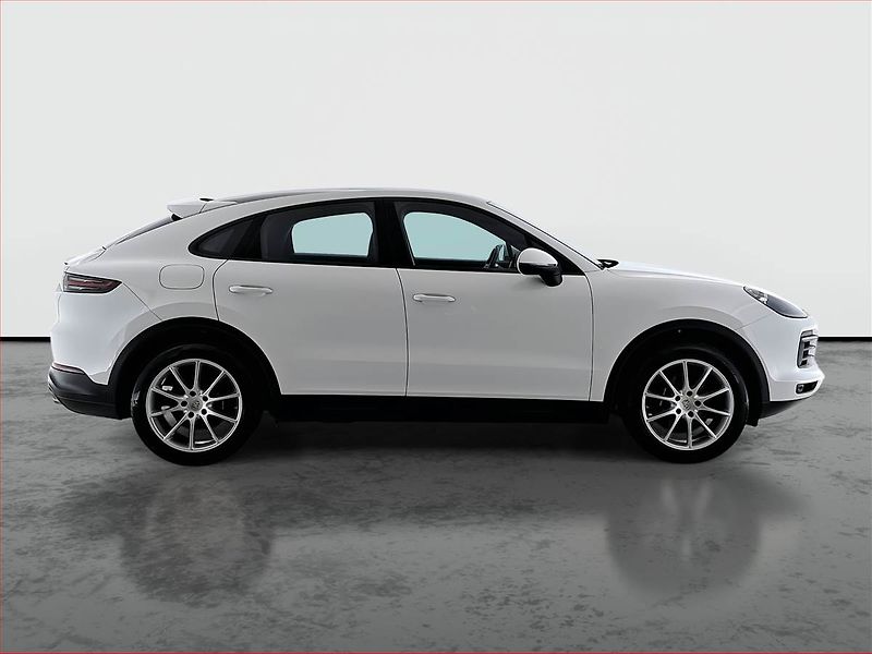 Porsche Cayenne (2023) V6 - fotka 6 z 20
