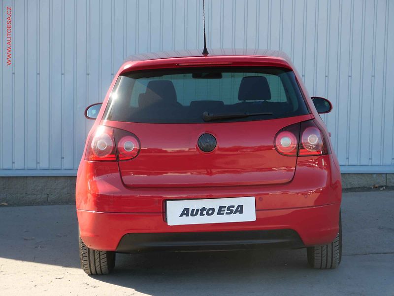 Volkswagen Golf (2008) 1.4TSi, GT - fotka 5 z 17