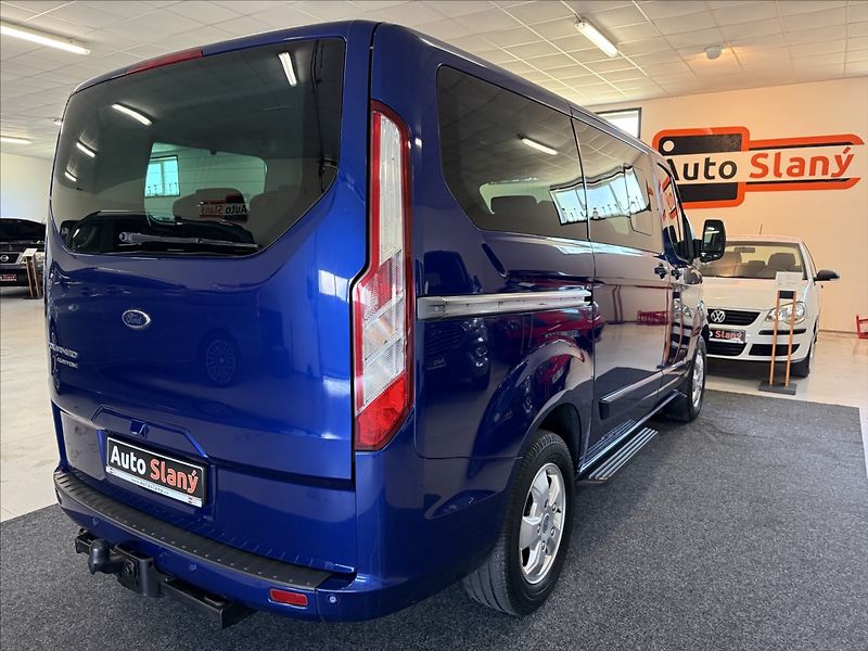 Ford Tourneo Custom 2,2 Titanium,114kW,1maj. - fotka 6 z 32