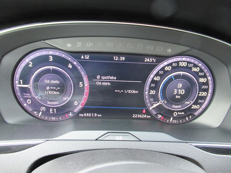 Volkswagen Passat (2016) 2,0TDI 4motion ALLTrack 240ps - fotka 10 z 17