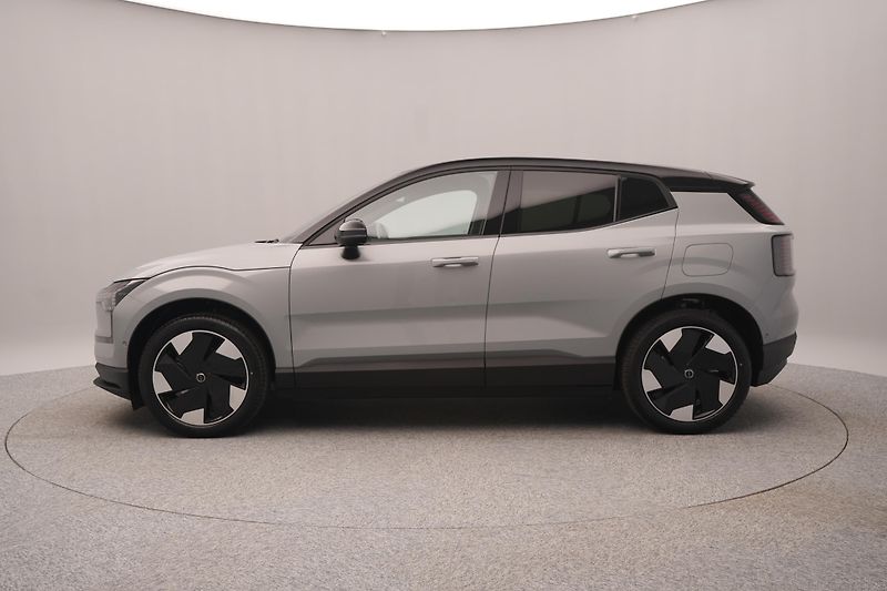 Volvo EX30 (2026) PURE ELECTRIC EXTENDED ULTRA - fotka 9 z 21