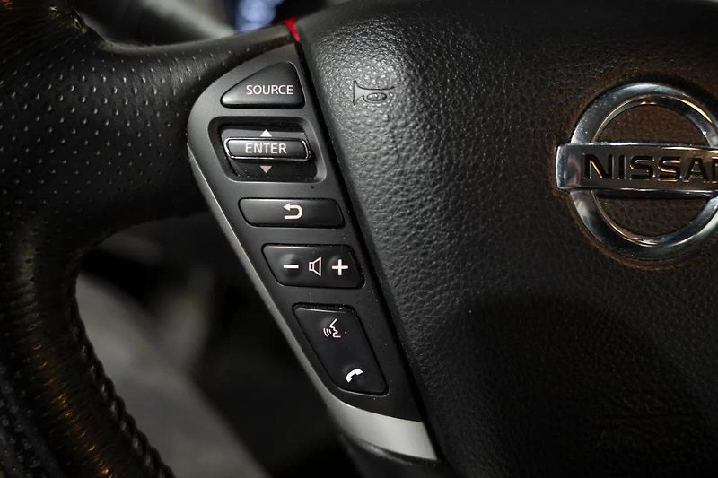 Nissan Murano 2.5 DCI 140 kW 4X4 - fotka 11 z 35