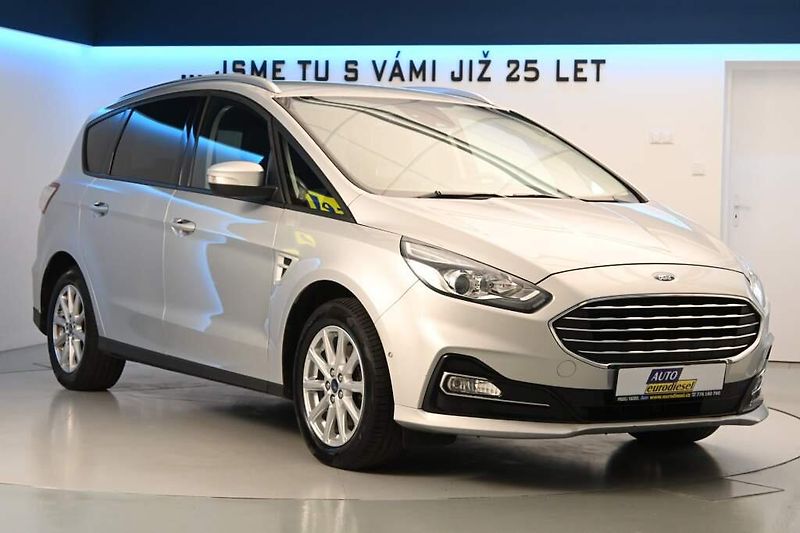 Ford S-MAX (2023) 2.5 140 KW FHEV Tažné Kamera D - fotka 4 z 31
