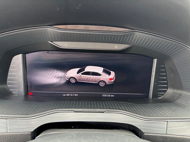 Škoda Superb (2022) GRT AMB TS 110/1.5 M6F - fotka 32 z 42