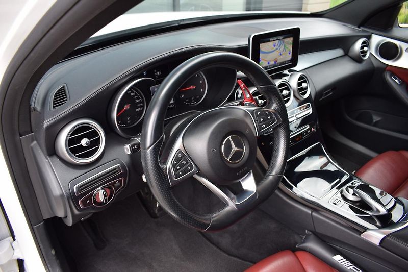 Mercedes-Benz Třídy C (2014) C220d/AMG paket/Sound motoru - fotka 10 z 26