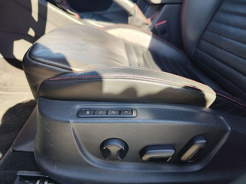 Škoda Octavia 2.0 TDi/135kW RS DSG ČR - fotka 34 z 35