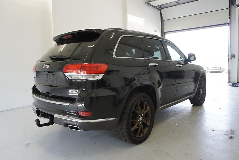 Jeep Grand Cherokee 3,0 CRD 4X4 - fotka 5 z 31