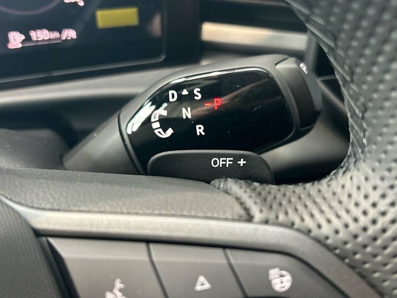 Volkswagen T-Roc (2026) 1,5 eTSI 7DSG R-Line - fotka 35 z 35
