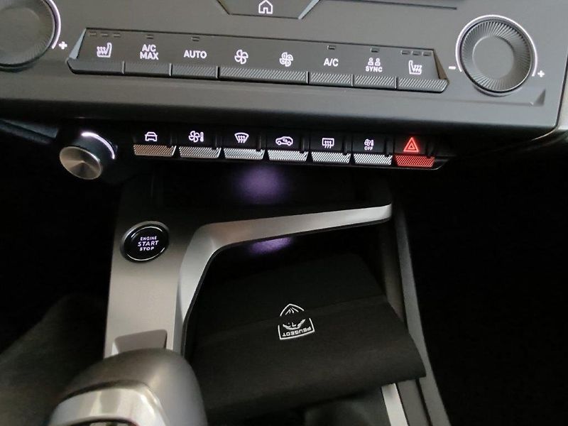 Peugeot 308 (2026) SW STYLE Hybrid 145 e-DCS6 - fotka 25 z 30