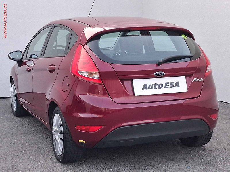 Ford Fiesta (2012) 1.2i, ČR, AC - fotka 6 z 16