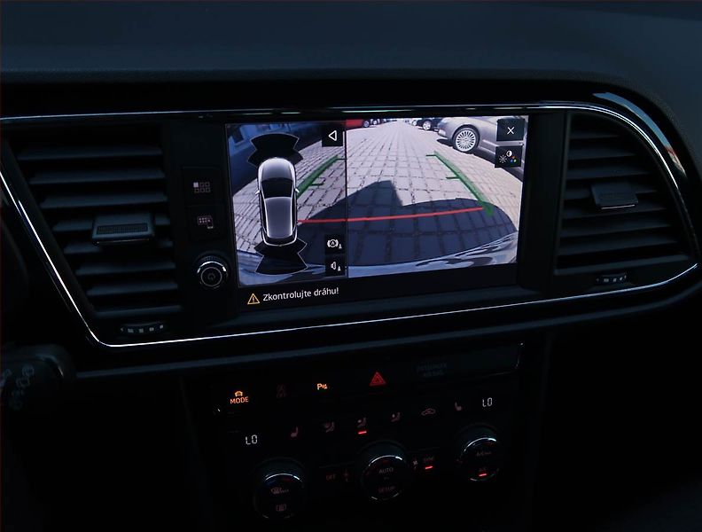 Seat Leon (2018) 1.4 TSI, Automat, Kůže, Navi - fotka 18 z 22