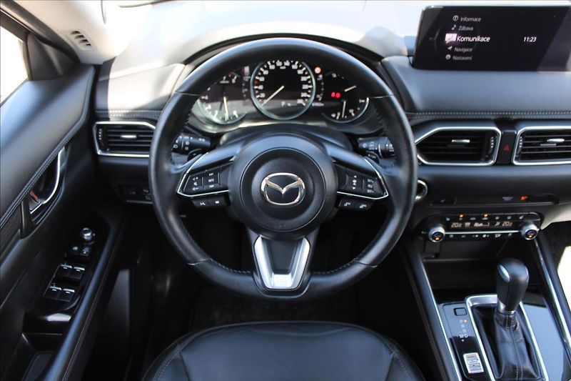 Mazda CX-5 2,5 i  A/T,4x4,REVOLUTION TOP - fotka 10 z 43