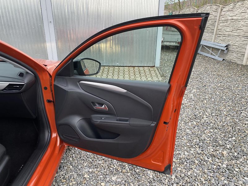 Opel Corsa 1.2i 75PS EDITION 70000KM NAVI - fotka 117 z 153