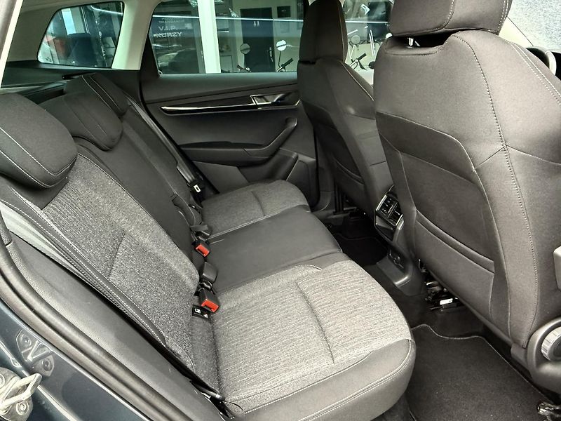 Škoda Karoq 2,0 TDI Style 4x4 Automat DSG - fotka 23 z 38