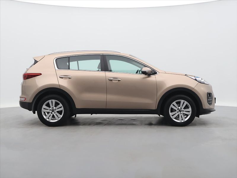 Kia Sportage 1,7 CRDI 85kW Comfort CZ - fotka 8 z 32
