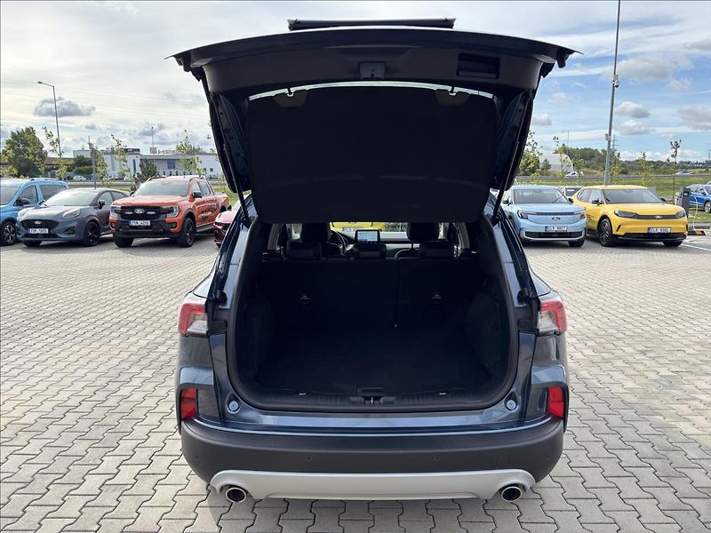Ford Kuga 1,5 EcoBlue 88kW Titanium X - fotka 12 z 49