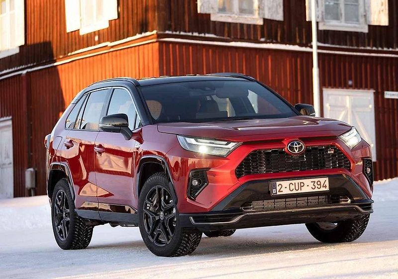 Lexus LBX stojí právě rovný milión korun