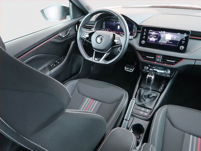Škoda Kamiq (2024) 1.0 TSI - fotka 7 z 23