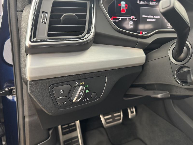 Audi Q5 SB*40tdi*ČR*DPH*S-Line*Vzduch* - fotka 9 z 42