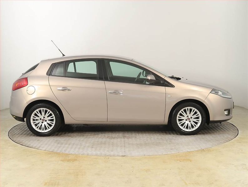 Fiat Bravo (2012) 1.4 16V, LPG - fotka 6 z 17