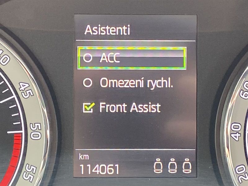 Škoda Karoq (2021) 2.0 TDI Style+ - fotka 20 z 38