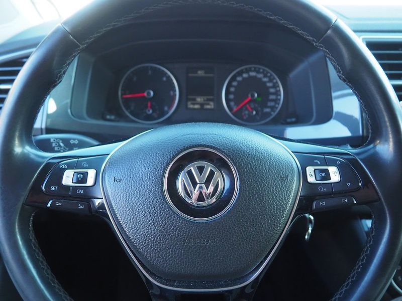 Volkswagen Multivan (2018) 2.0 TDI, 110kW, 4Motion, Long - fotka 22 z 37