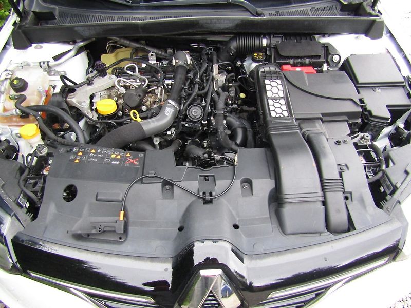 Renault Mégane (2019) 1.3 TCe  AUTOMAT - fotka 46 z 46