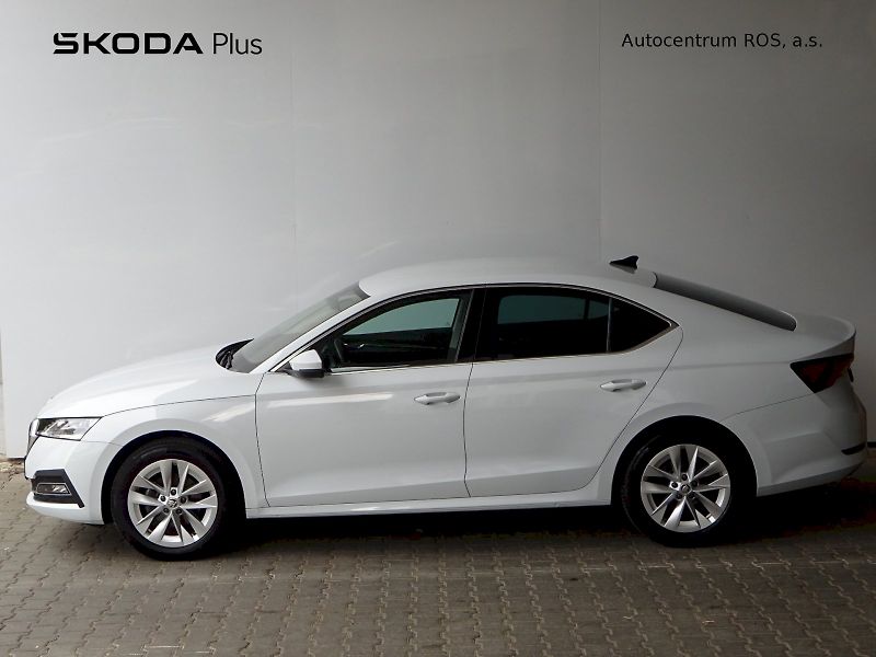 Škoda Octavia (2023) STYLE PLUS TD 85/2.0 M6F + taž - fotka 3 z 21