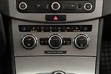 Volkswagen Passat (2014) 2.0 TDI, Navi, Tempomat - náhled 11