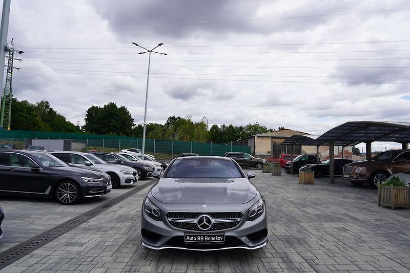 Mercedes-Benz Třídy S S 500 4Matic Coupe AMG - fotka 1 z 43