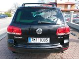 Volkswagen Touareg (2004) 2,5TDI DSG AC TEMP ALU  - náhled 7