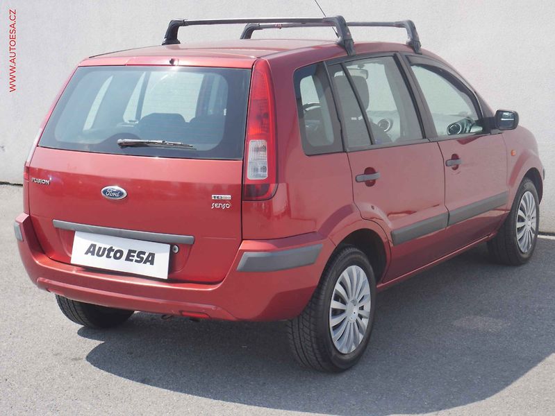 Ford Fusion (2007) 1.4TDCi, AC - fotka 4 z 13